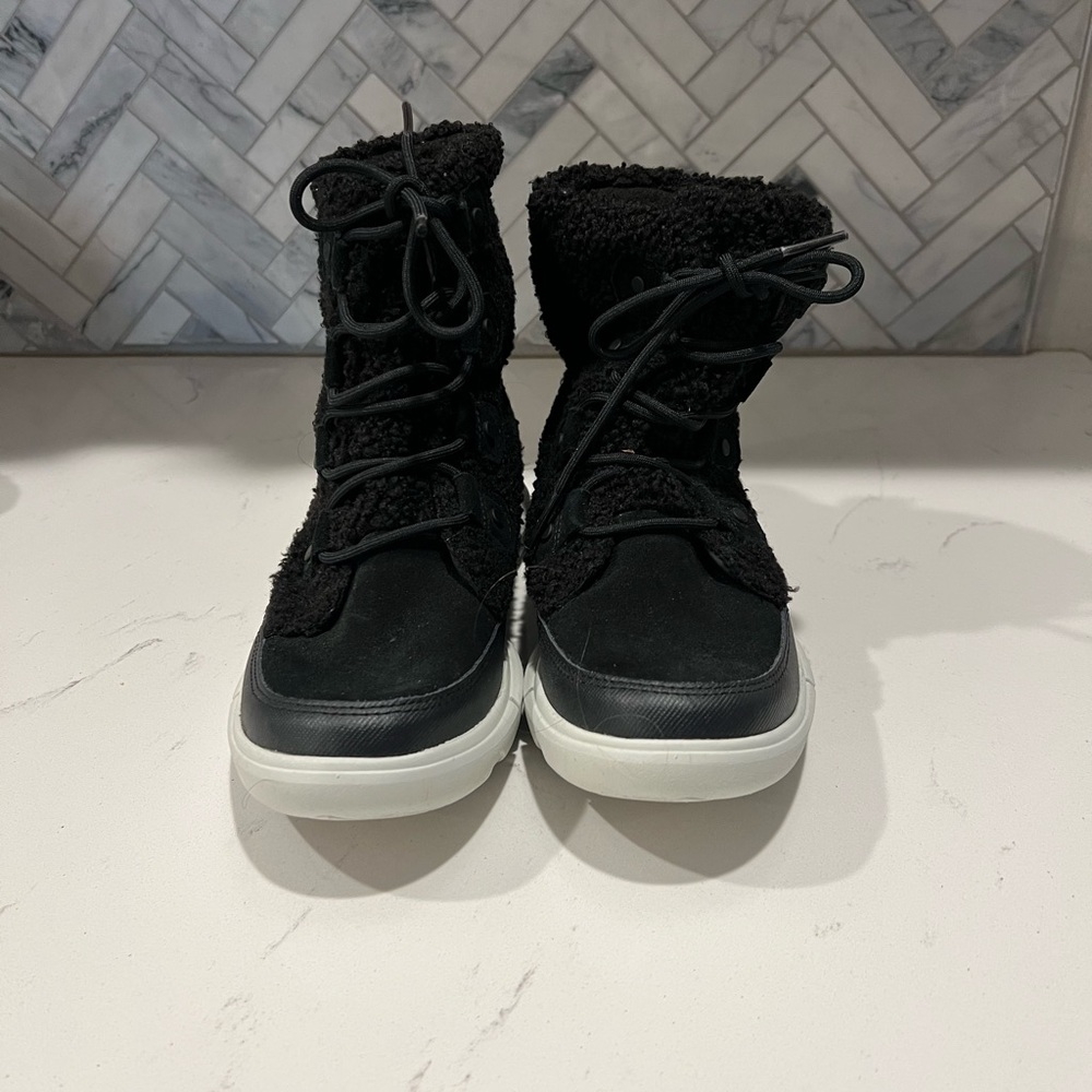 Sorel Boot- 7.5 - black